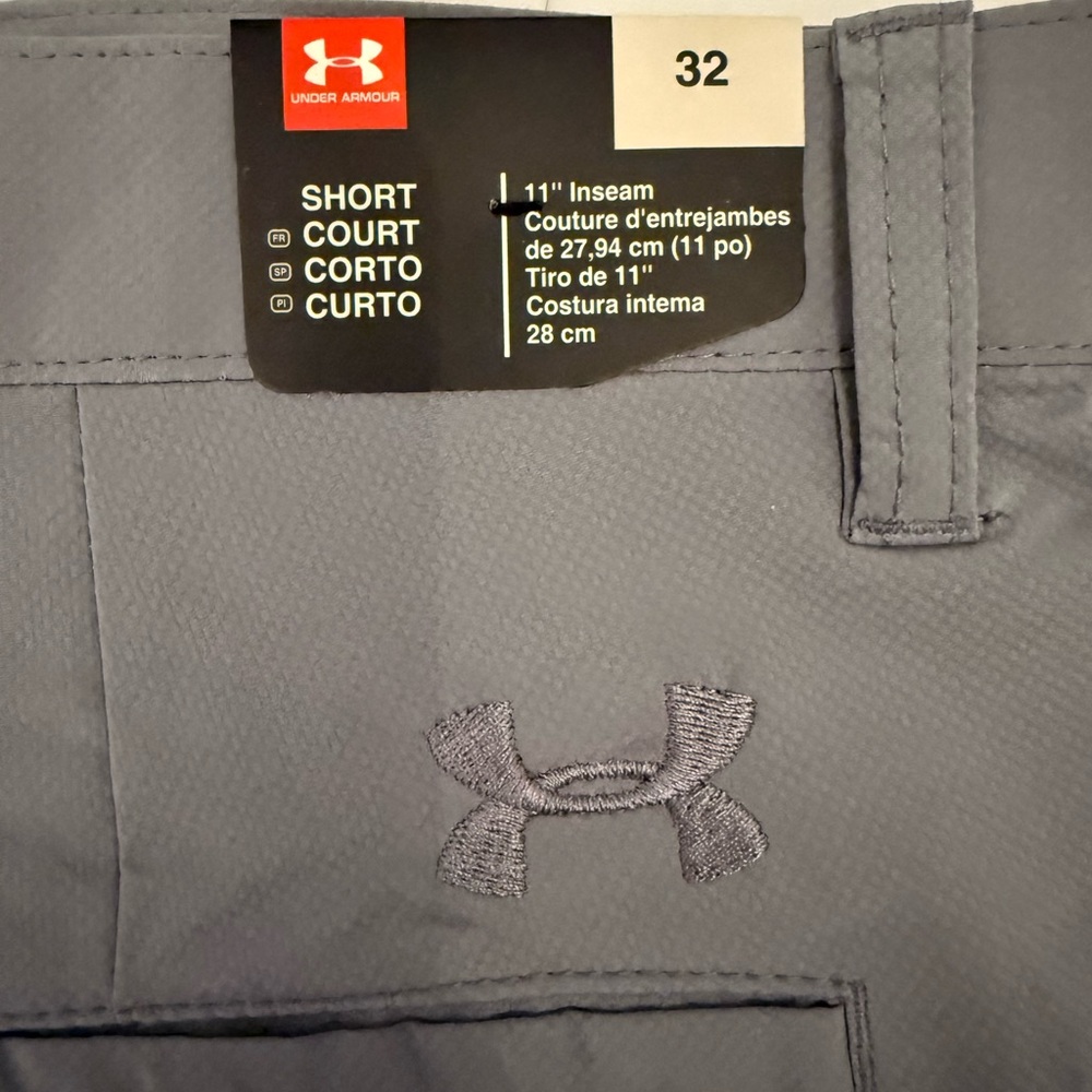 Under Armour men’s golf shorts size 32